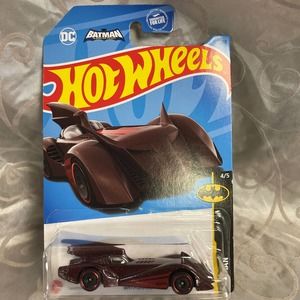 Hot Wheels Batmobile Batman
